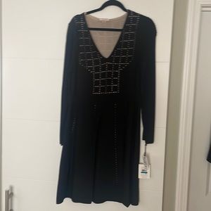 BNWT XL Calvin Klein Sweater Dress. Black with beige underlay.